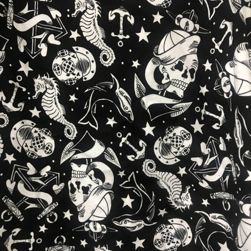 Men's Iron Fist Black & White Dark Seas Tank Top - Picture 4 of 4